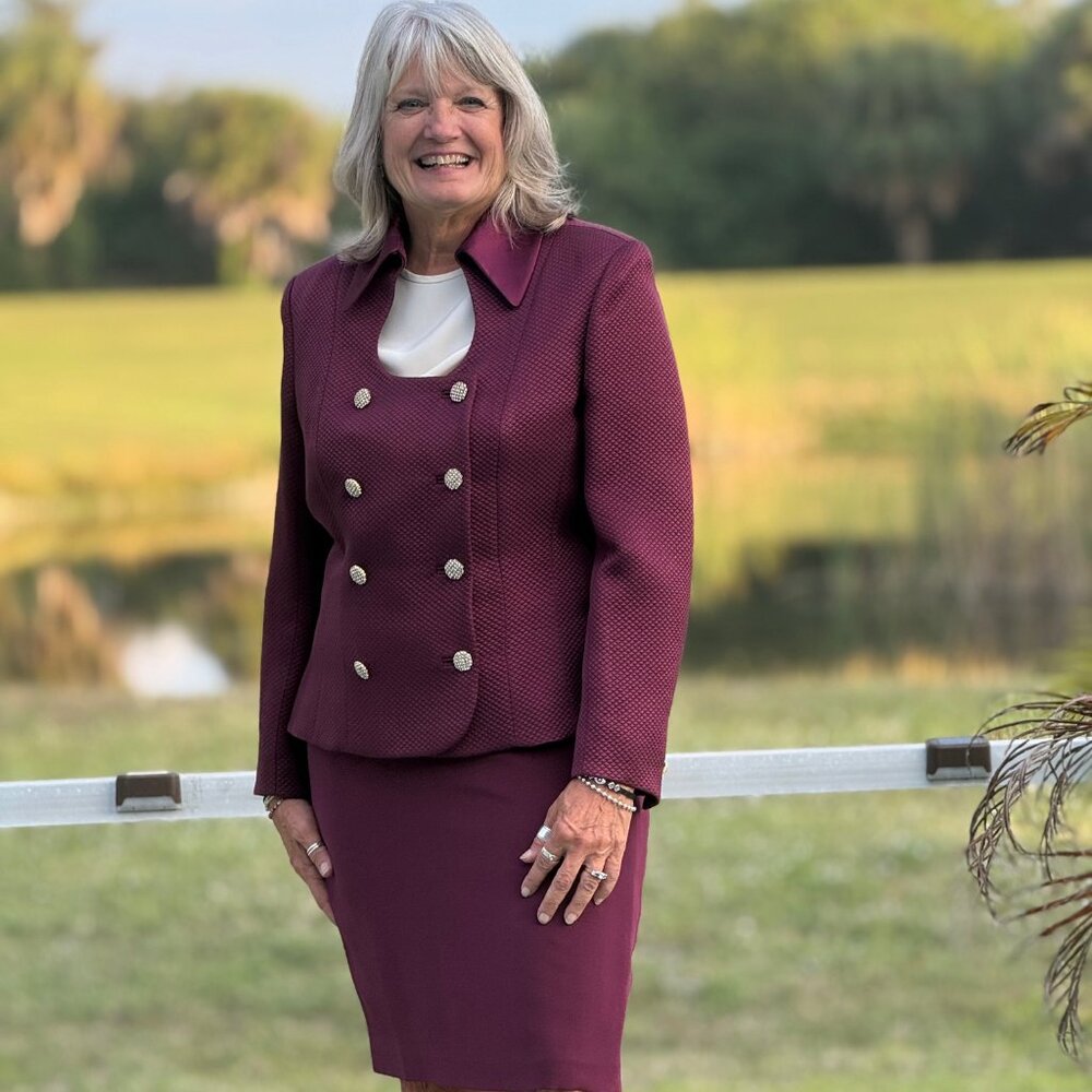 Elegant NEW NEVER WORN burgundy special occasion outfit, silk+wool, Size 12-14, - Picture 5 of 11